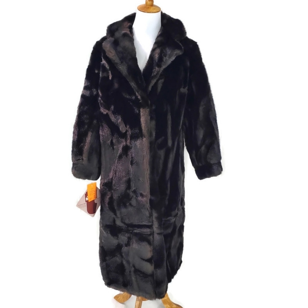 NWT Mink | Faux Fur | Signature Collection by Russel Taylor | Limited Edition